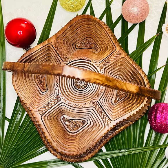 Hand carved wooden trivet and decor basket for goodies. 12” - Picture 3 of 5